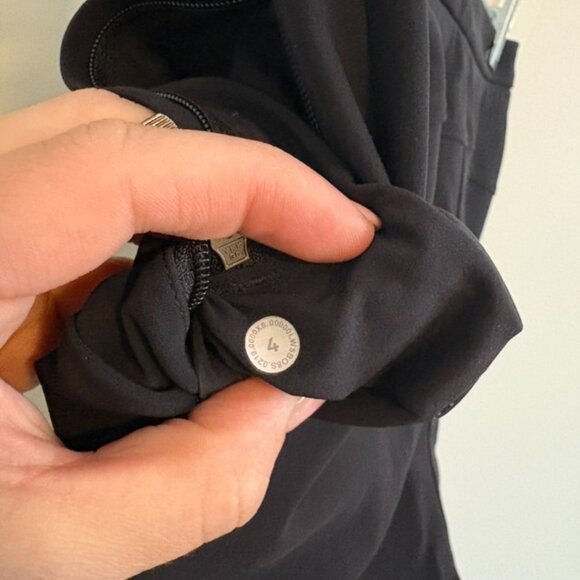 Lululemon Jacket - Picture 5 of 5